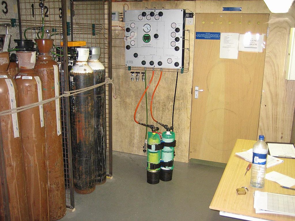 A gas blending system which all allows for air, oxygen, and helium gas blending