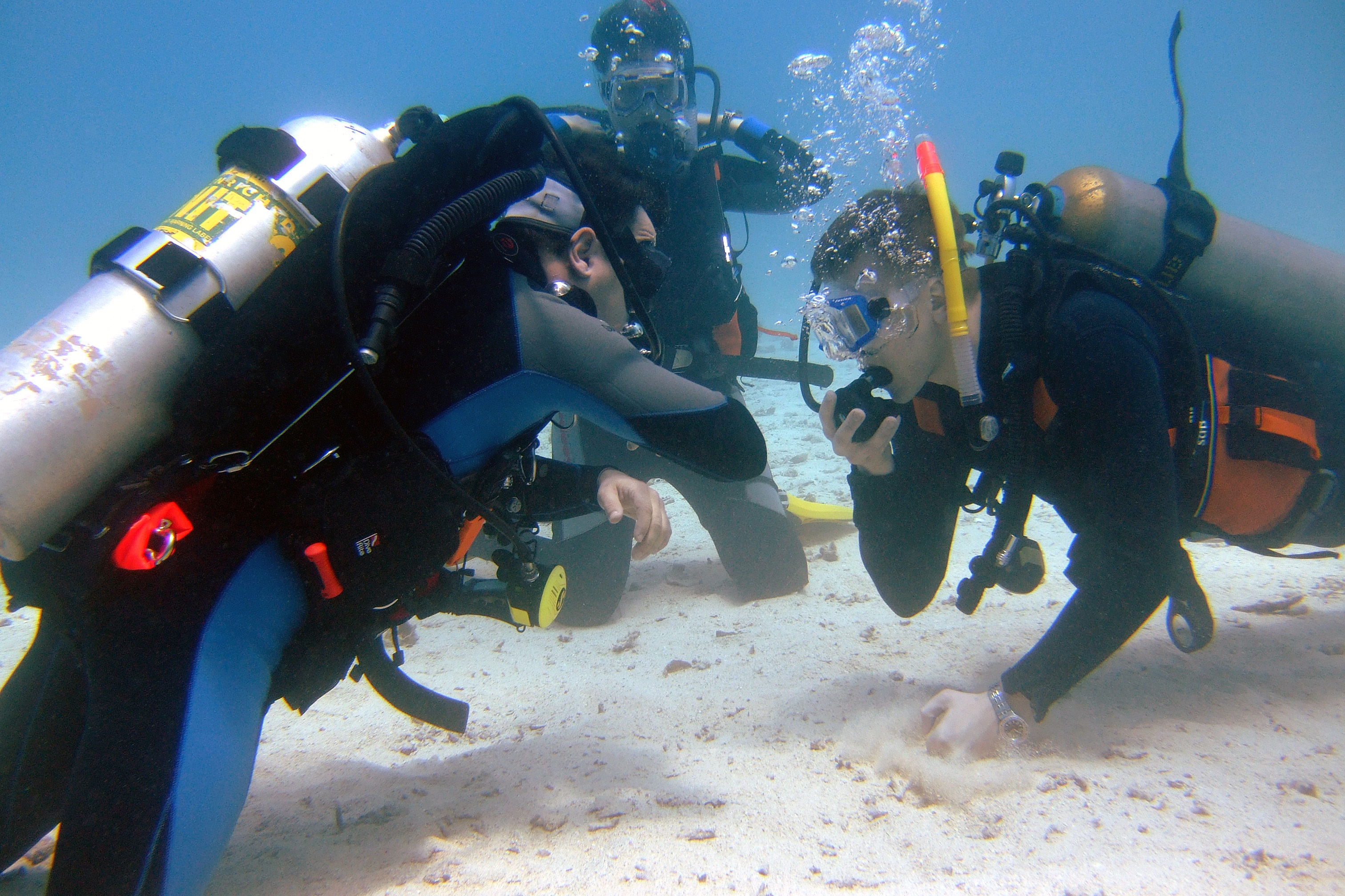 group of divers engaging in nasa astronaut support training