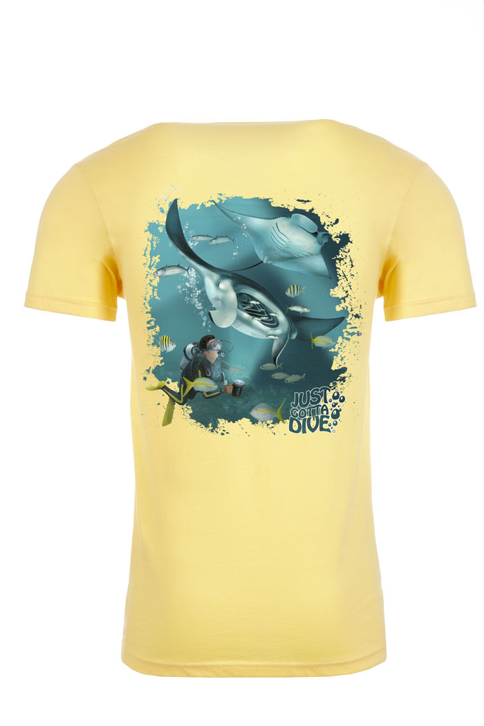 Manta Ray Scuba Tee in Yellow