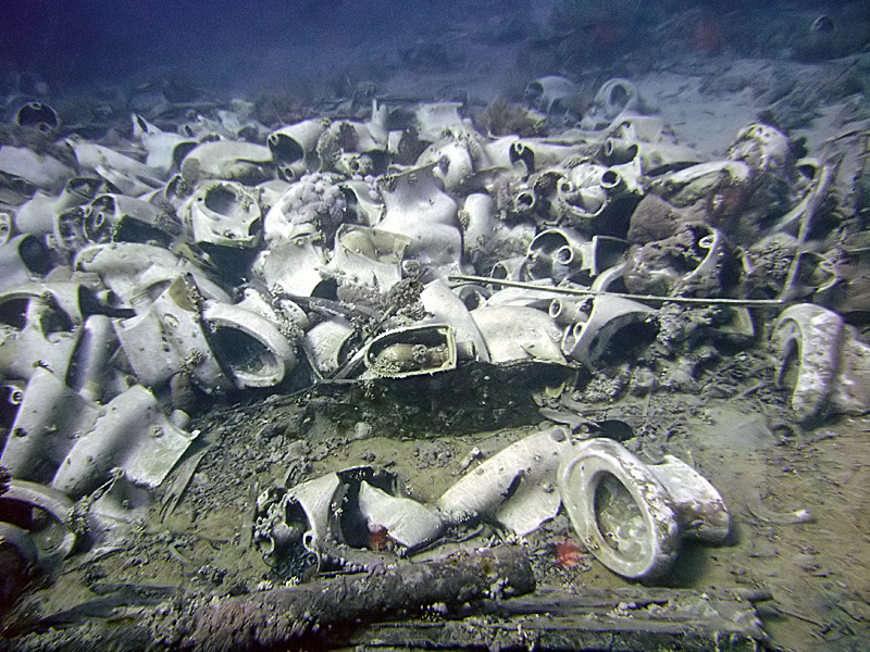 A collection of toilets lay among the other wreckage of the Yolanda in Egypt&#039;s Northern Red Sea
